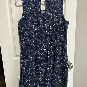 ModCloth Retrolicious 2x glow in the dark star dress with pockets